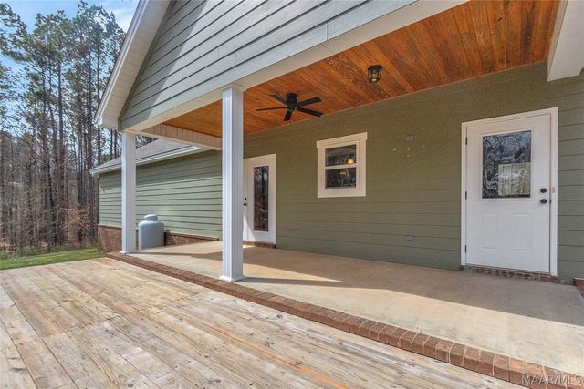 920 Lake Point Road, Eclectic, AL 36024