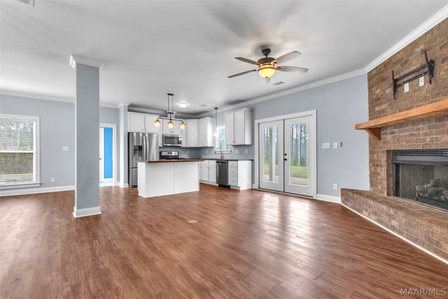 920 Lake Point Road, Eclectic, AL 36024