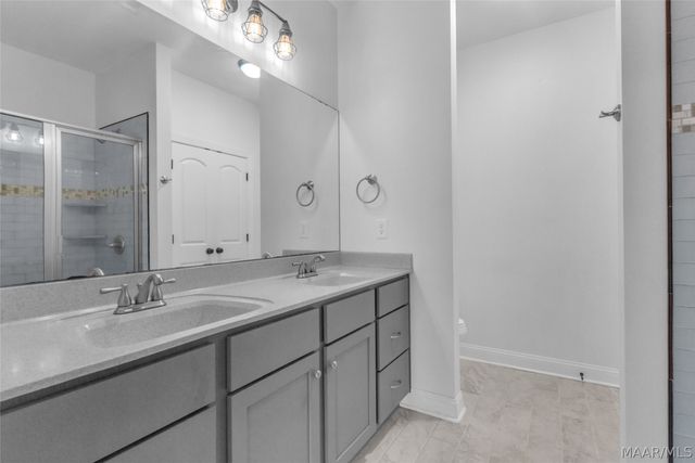 920 Lake Point Road, Eclectic, AL 36024