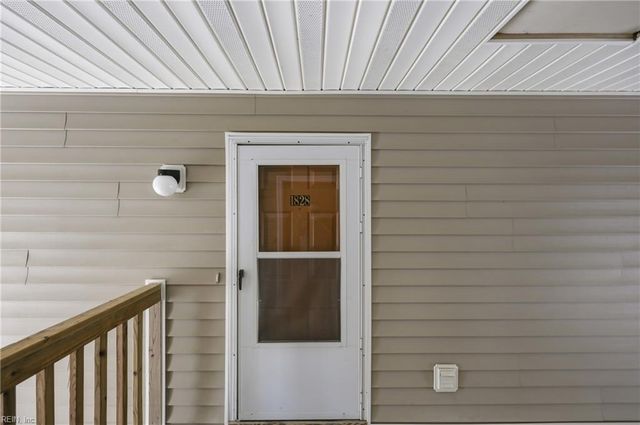 1828 Chantilly CT, Virginia Beach, VA 23451