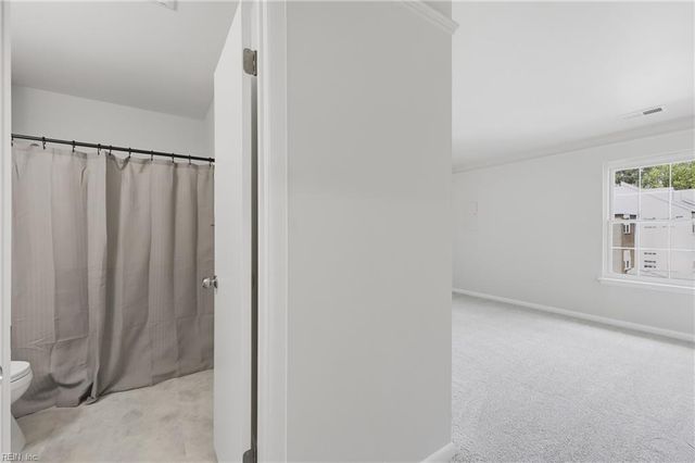 1828 Chantilly CT, Virginia Beach, VA 23451