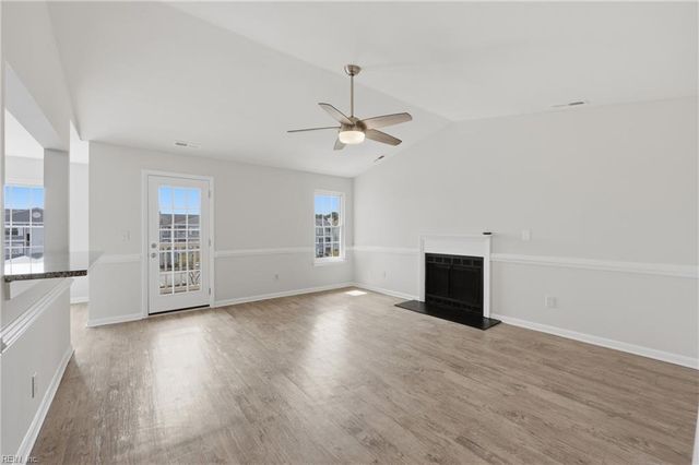 1828 Chantilly CT, Virginia Beach, VA 23451