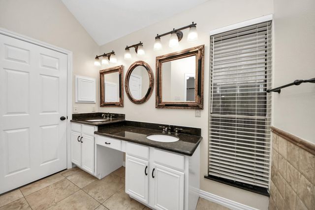 1024 Glenview Drive, Pearland, TX 77581