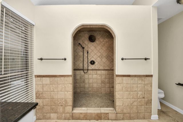 1024 Glenview Drive, Pearland, TX 77581