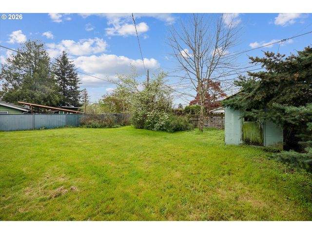 2202 Se 178TH Pl, Portland, OR 97233