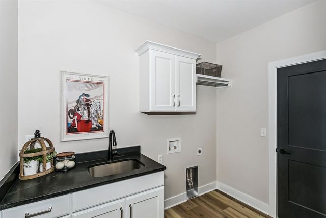 205 S Heritage Way, Andover, KS 67002