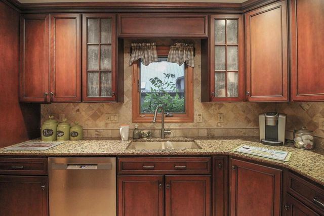 W9056 Ripley Road, Cambridge, WI 53523