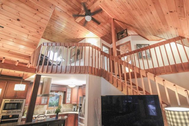 W9056 Ripley Road, Cambridge, WI 53523