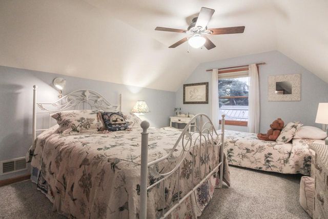 W9056 Ripley Road, Cambridge, WI 53523