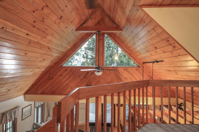 W9056 Ripley Road, Cambridge, WI 53523