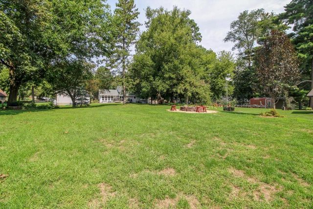 W9056 Ripley Road, Cambridge, WI 53523