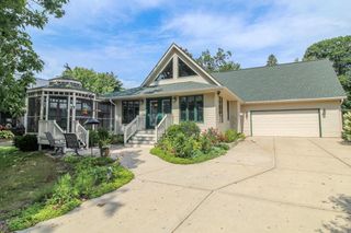 W9056 Ripley Road, Cambridge, WI 53523