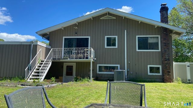 63 Millbrook Road, Middletown, CT 06457