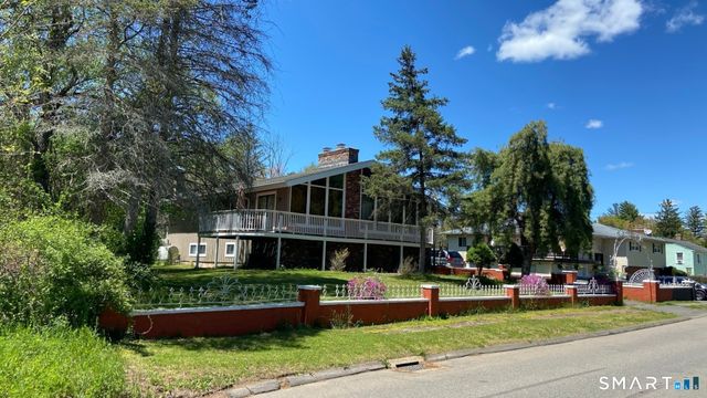 63 Millbrook Road, Middletown, CT 06457