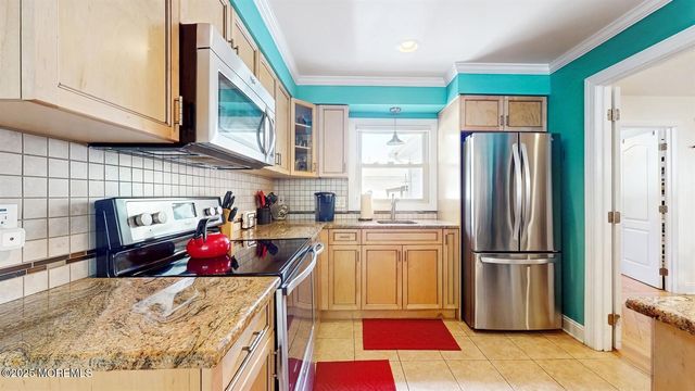 208 Carteret Avenue, Seaside Heights, NJ 08751