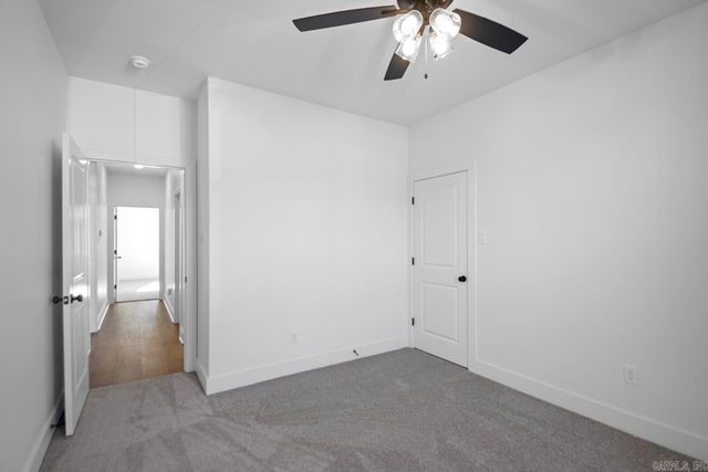 3881 Spencer Crossing Drive, Benton, AR 72019