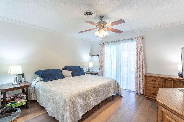 6677 Ferndale Drive, Redding, CA 96001