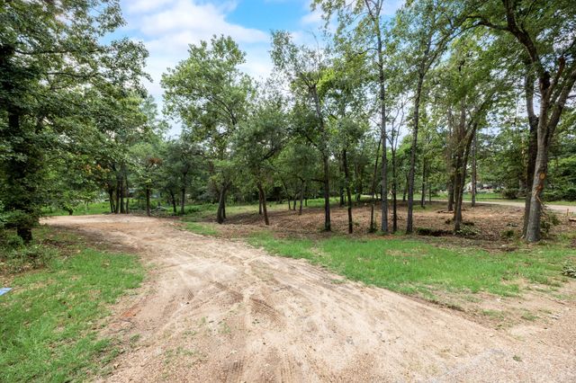 2134 Hickory Street, Mabank, TX 75156