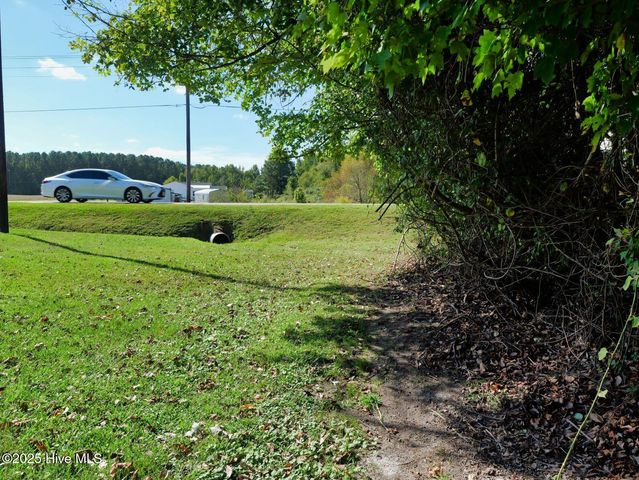 954 Simpson Ditch Road #B, Elizabeth City, NC 27909