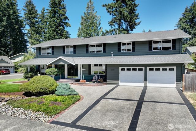 12104 NE 141st Street, Kirkland, WA 98034