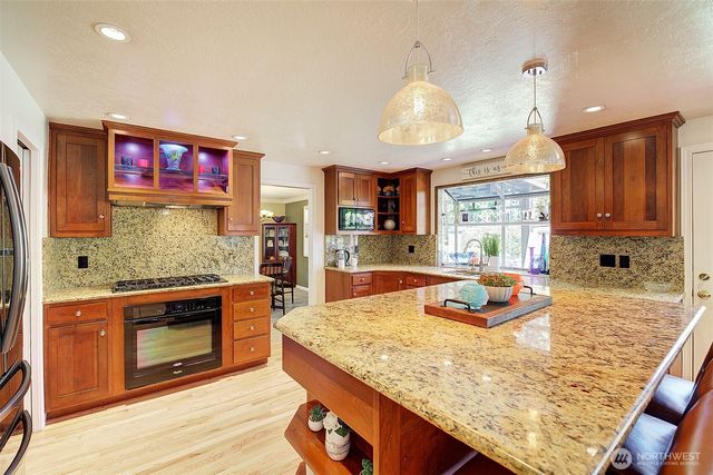 12104 NE 141st Street, Kirkland, WA 98034