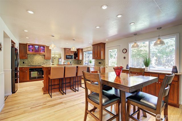 12104 NE 141st Street, Kirkland, WA 98034