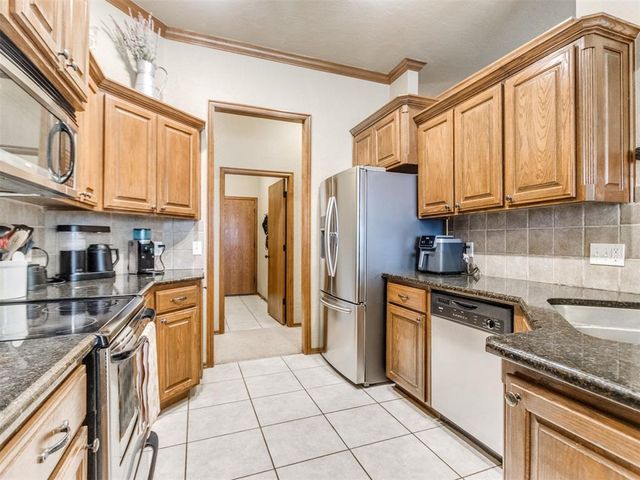 533 SW 157th Street, Oklahoma City, OK 73170