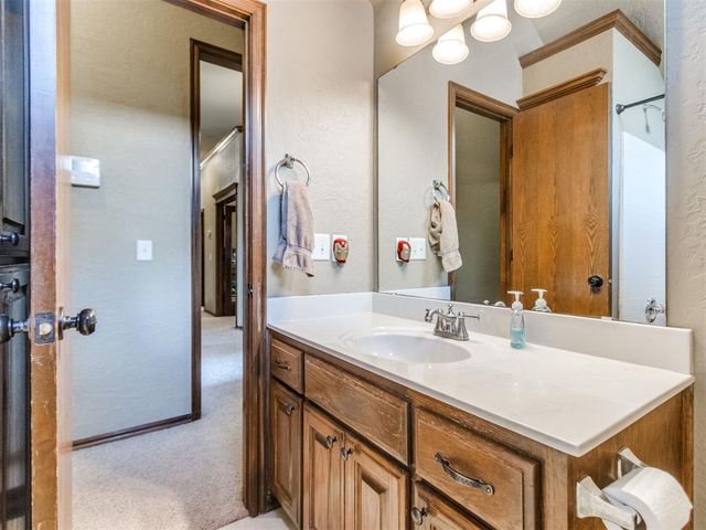 533 SW 157th Street, Oklahoma City, OK 73170