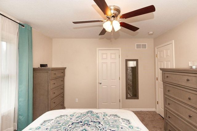 1704 Beverly Circle, Harrisonville, MO 64701