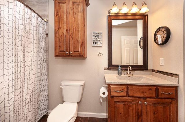1704 Beverly Circle, Harrisonville, MO 64701