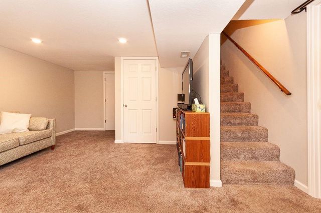 1704 Beverly Circle, Harrisonville, MO 64701