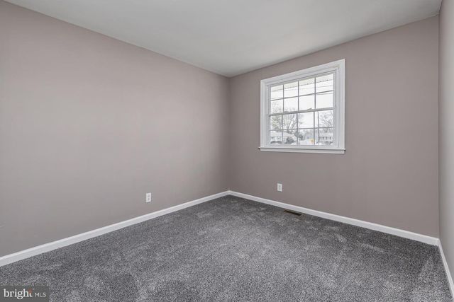 185 WARD LN, Williamstown, NJ 08094