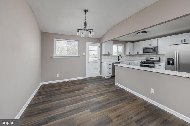 185 WARD LN, Williamstown, NJ 08094