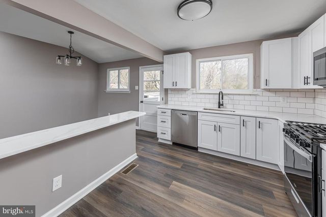 185 WARD LN, Williamstown, NJ 08094