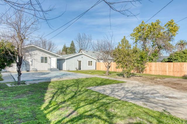 1324 Union Street, Kingsburg, CA 93631