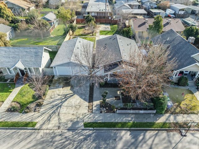 1324 Union Street, Kingsburg, CA 93631