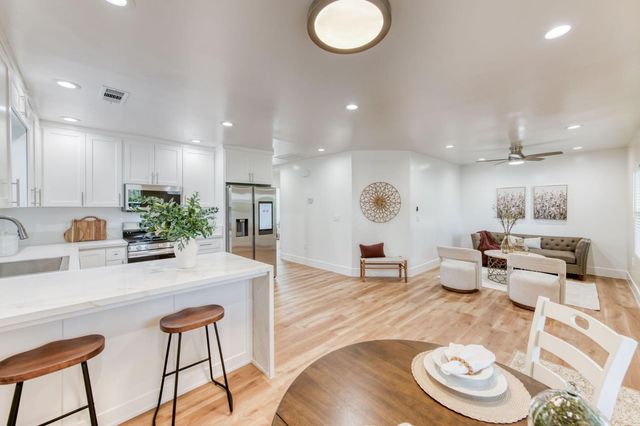 1324 Union Street, Kingsburg, CA 93631