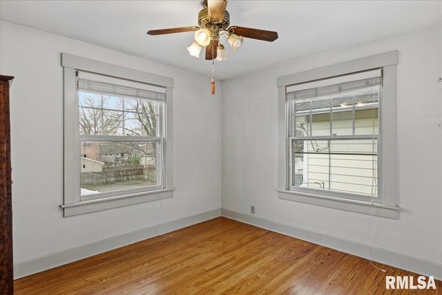 1740 S Lowell Avenue, Springfield, IL 62704