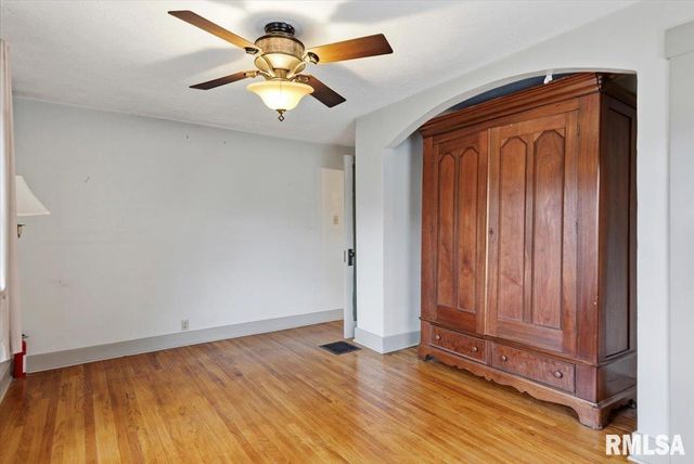 1740 S Lowell Avenue, Springfield, IL 62704