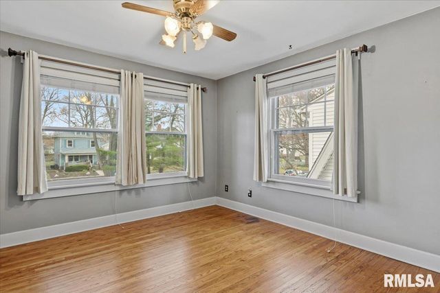 1740 S Lowell Avenue, Springfield, IL 62704