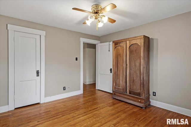 1740 S Lowell Avenue, Springfield, IL 62704