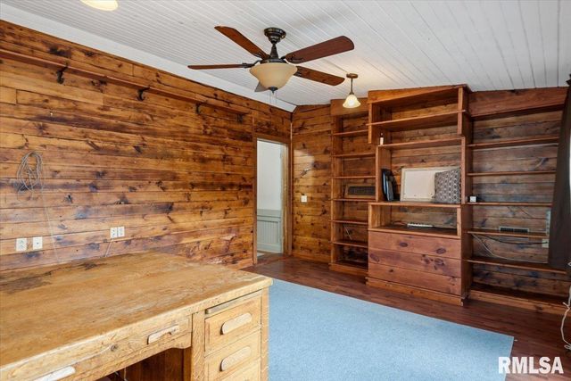 1740 S Lowell Avenue, Springfield, IL 62704