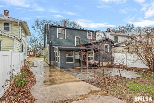 1740 S Lowell Avenue, Springfield, IL 62704