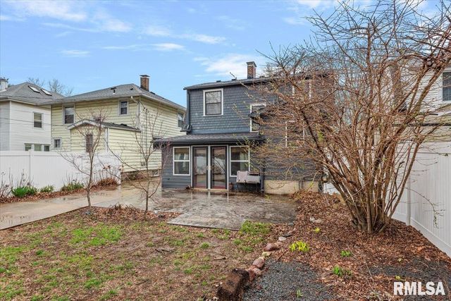 1740 S Lowell Avenue, Springfield, IL 62704