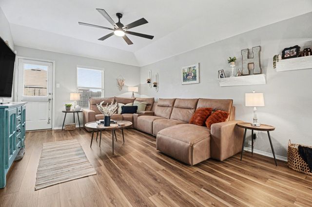 2806 Englenook Drive, Seagoville, TX 75159