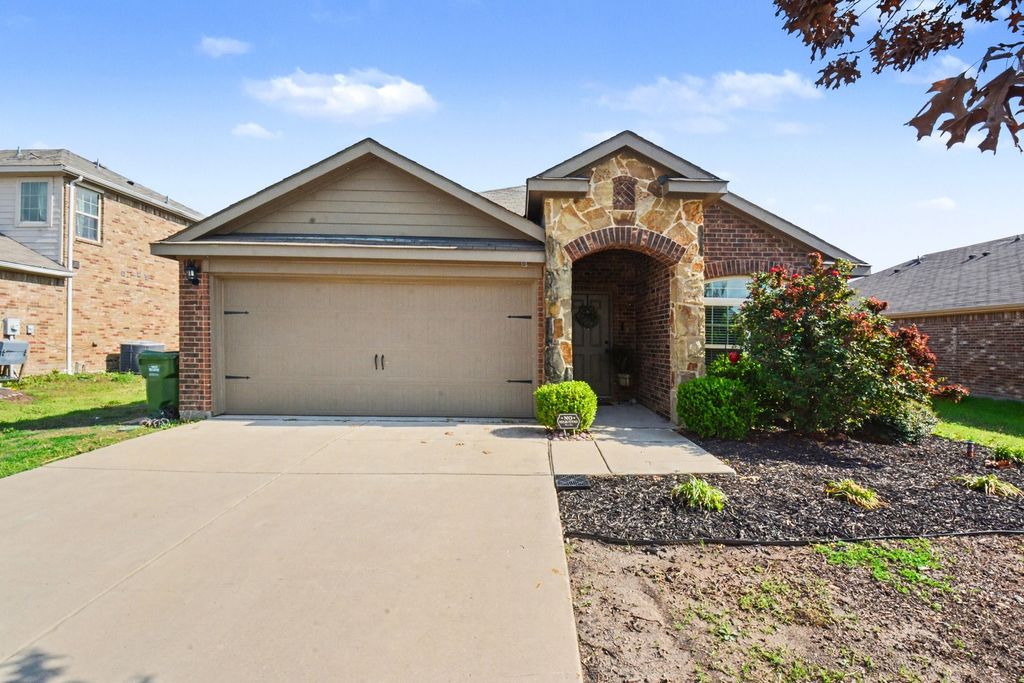 2806 Englenook Drive, Seagoville, TX 75159