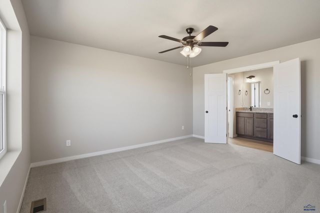 251 N VALLEY DR, Rapid City, SD 57703