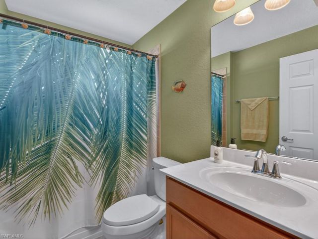 9844 Venezia CIR E 726, Naples, FL 34113