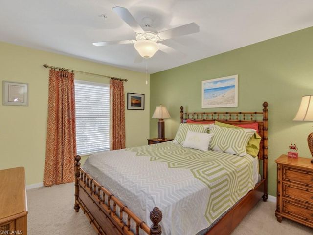 9844 Venezia CIR E 726, Naples, FL 34113