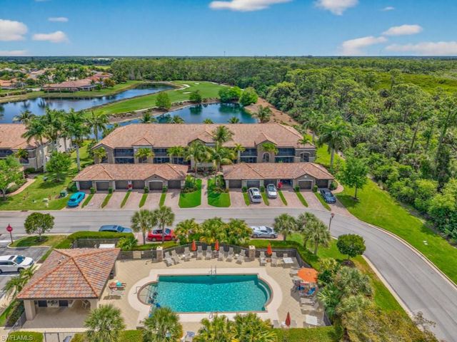 9844 Venezia CIR E 726, Naples, FL 34113